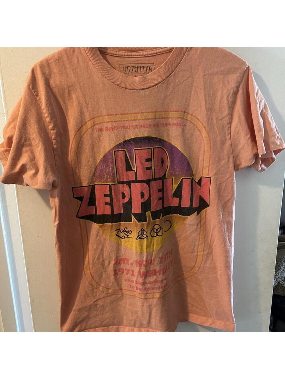 Officially Licensed LED Zeppelin Zoso1971 Wembley concert band tee repop size S